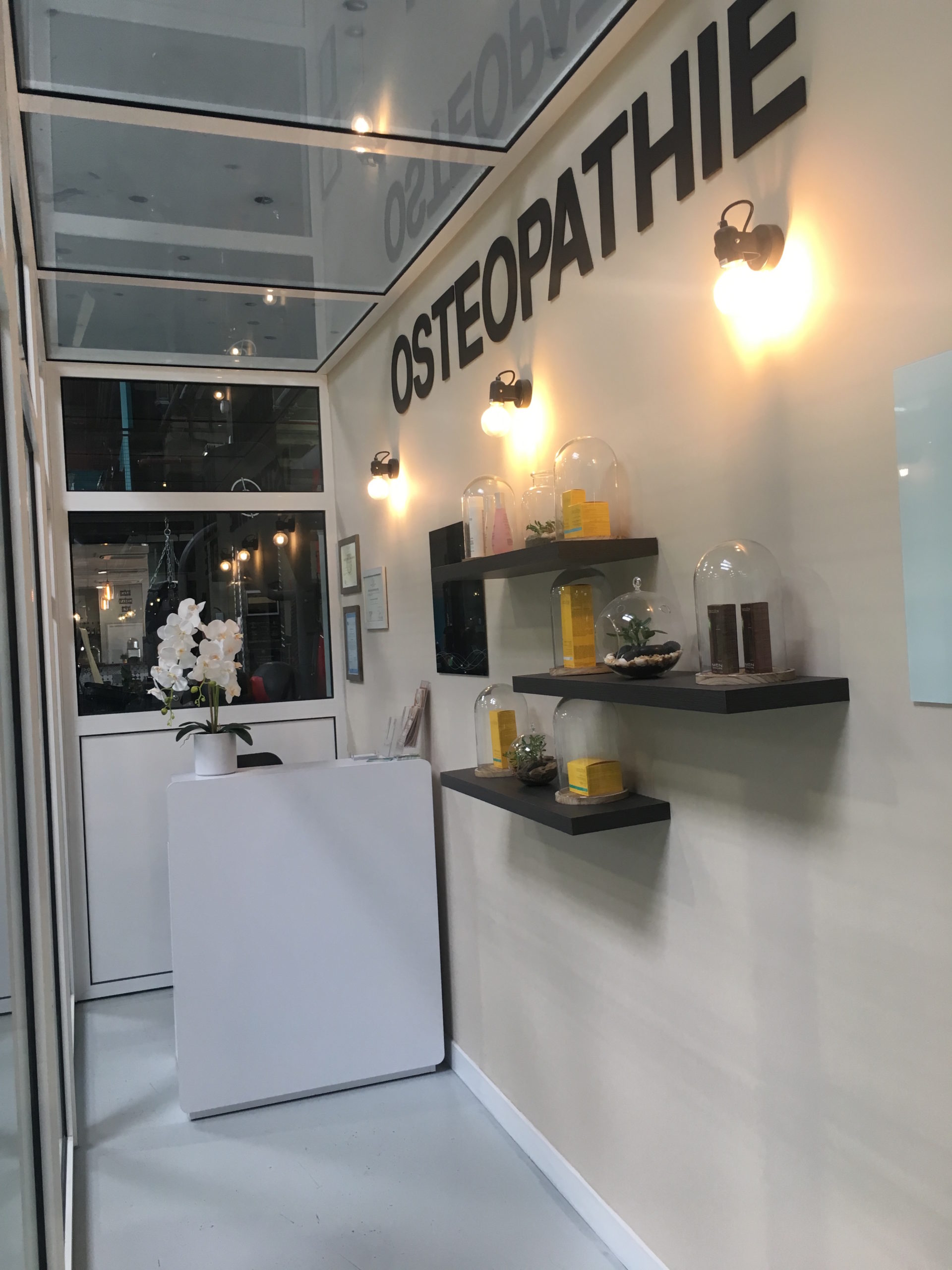 soin-padel-indoor-saint-denis